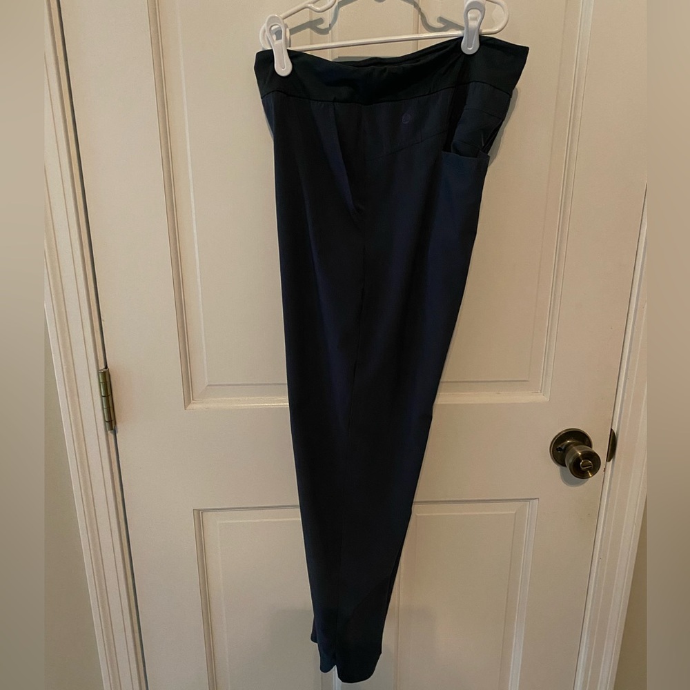 Zella Gateway ankle pant, navy, size S.